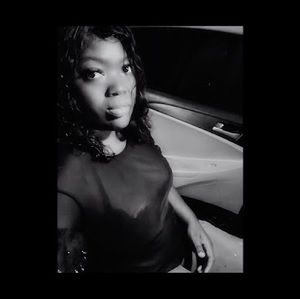 Meet your Posher, Precious